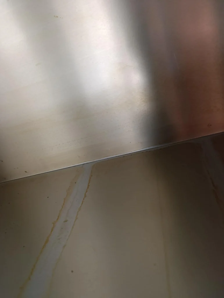 Okap przed sprzątaniem