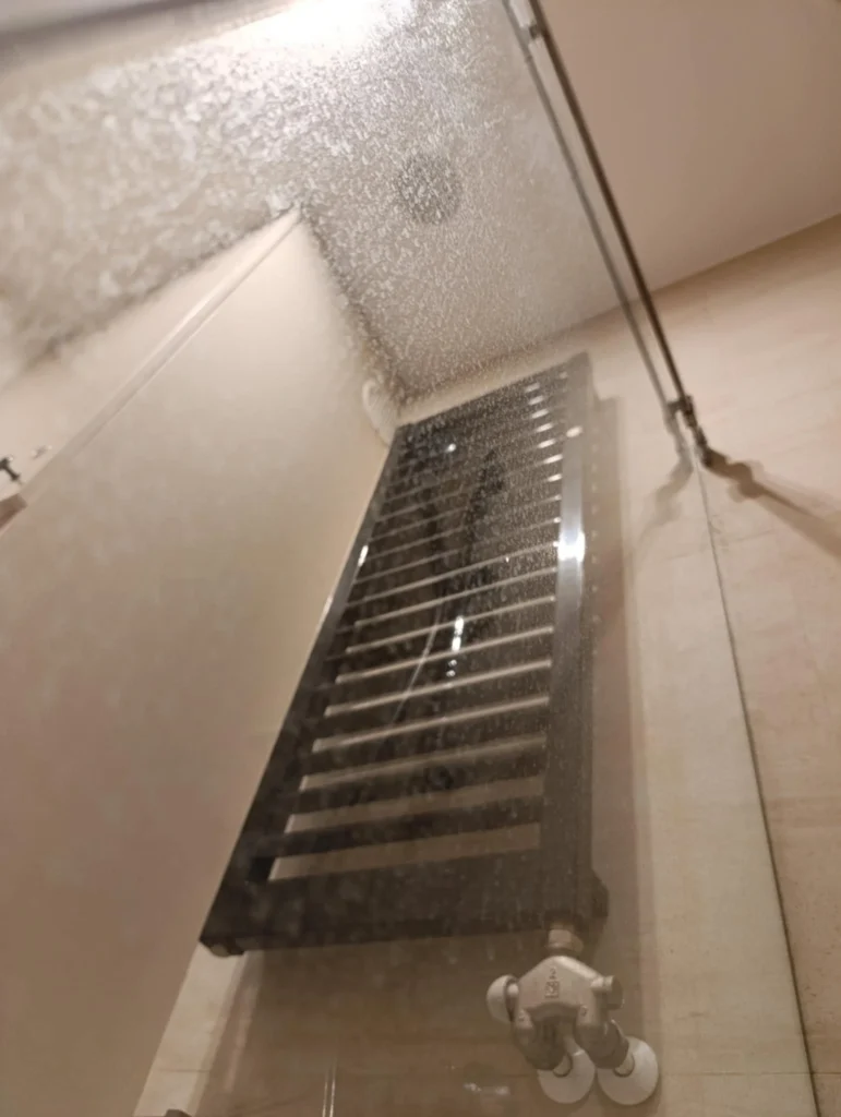 Prysznic przed sprzątaniem